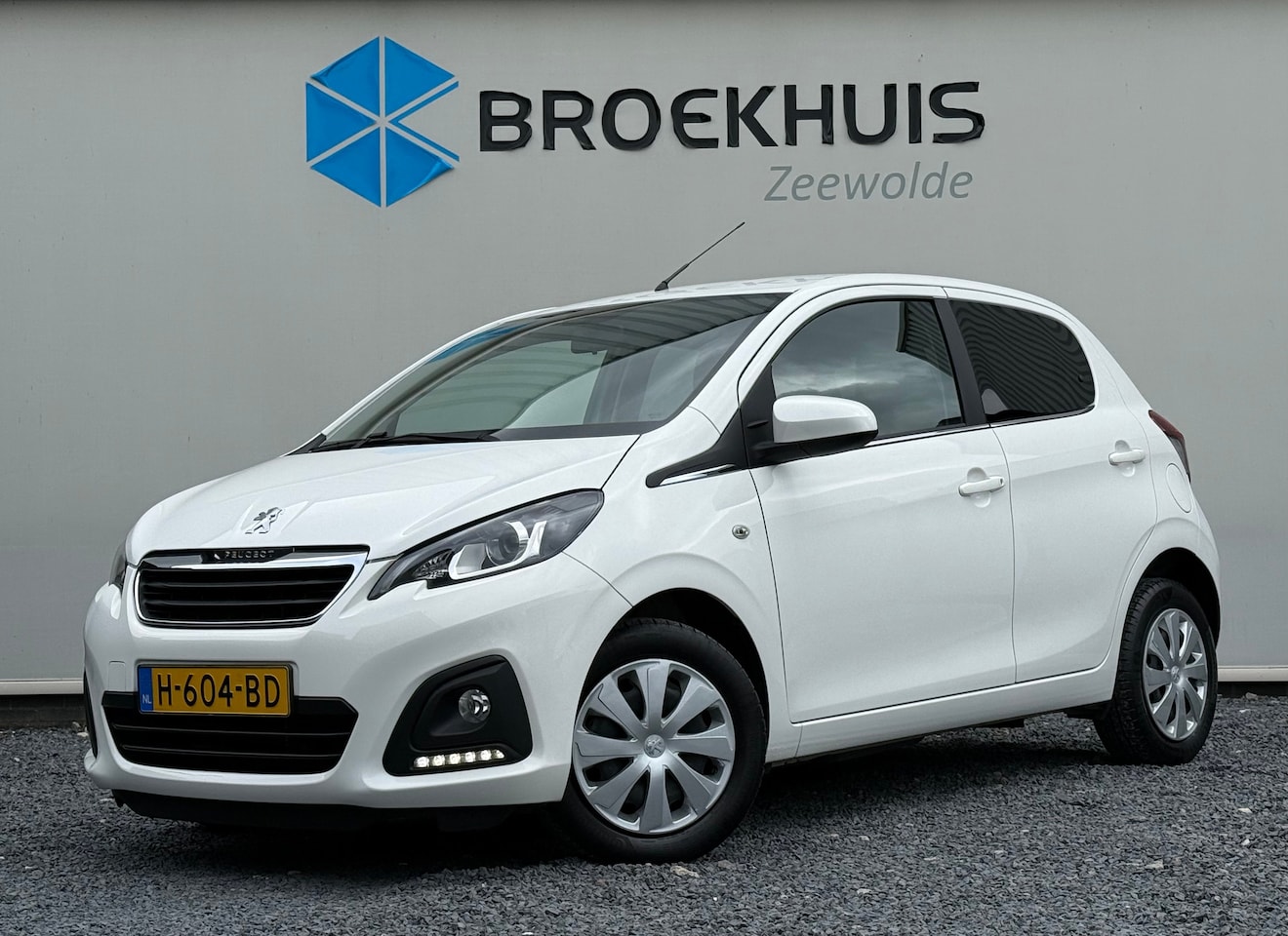 Peugeot 108 - 1.0 e-VTi Active | AIRCO| CENTR. DEURVERGRENDELING| BLUETOOTH| MISTLAMPEN - AutoWereld.nl