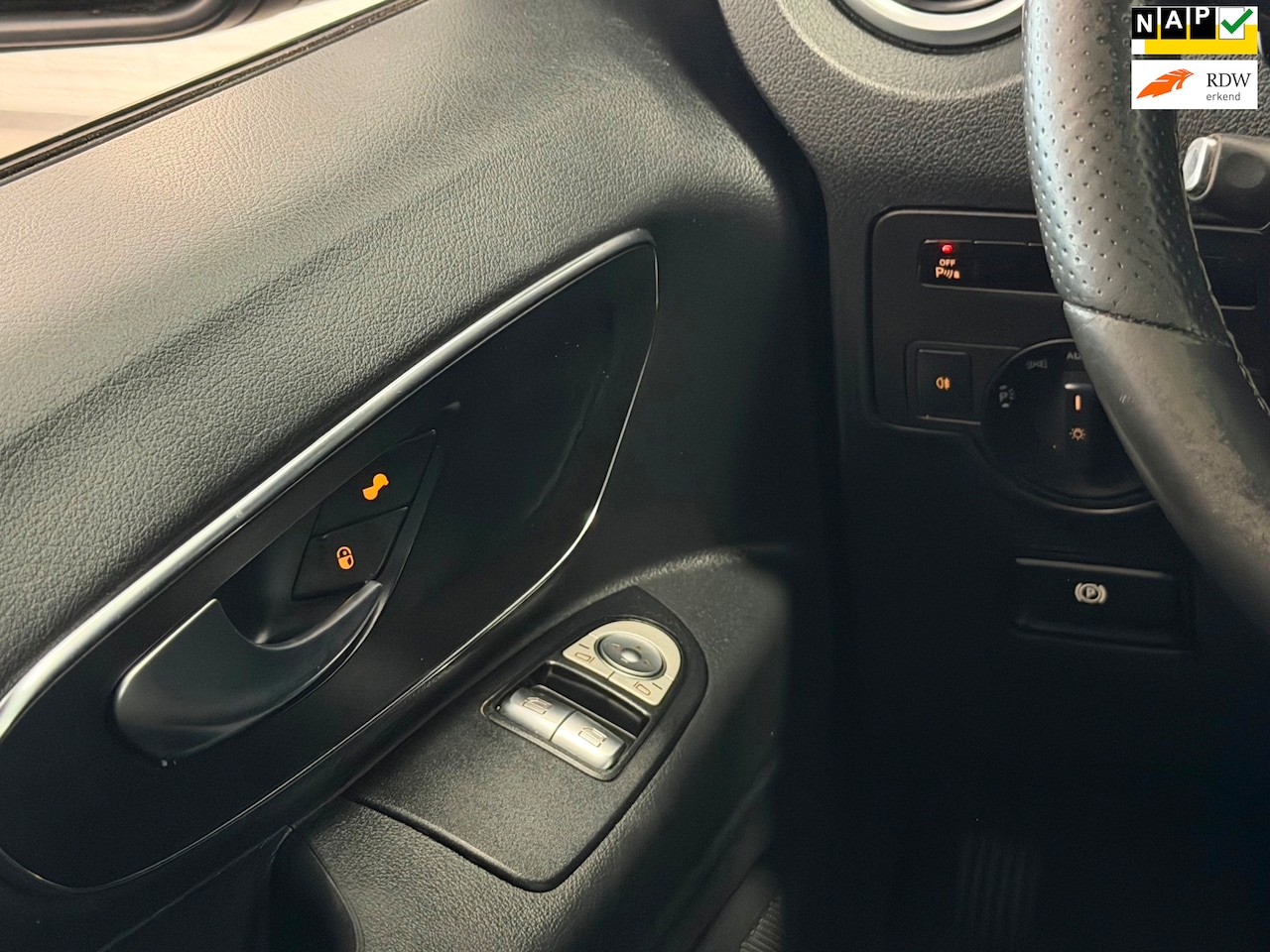 Mercedes-Benz Vito - 114 CDI Lang DC Comfort 136 Pk Automaat Airco Navi Xenon 1e Eig. - AutoWereld.nl