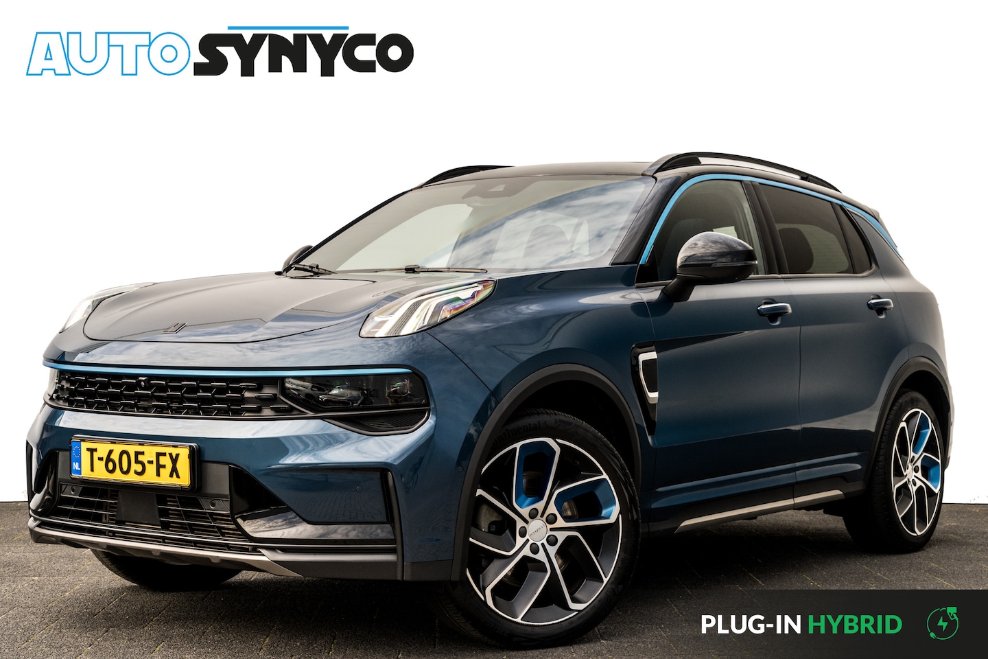 Lynk & Co 01 - 1.5 Plug-in Hybrid 262 Pk I Zwarte hemel I Panoramadak I 75 km Elektrisch I 360 Camera I F - AutoWereld.nl