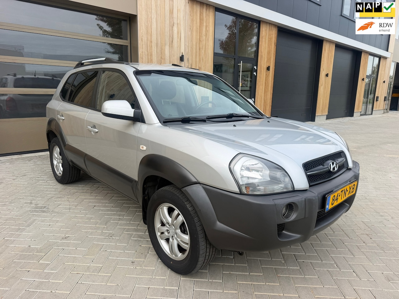 Hyundai Tucson - 2.0i Style Premium 2.0i Style Premium - AutoWereld.nl