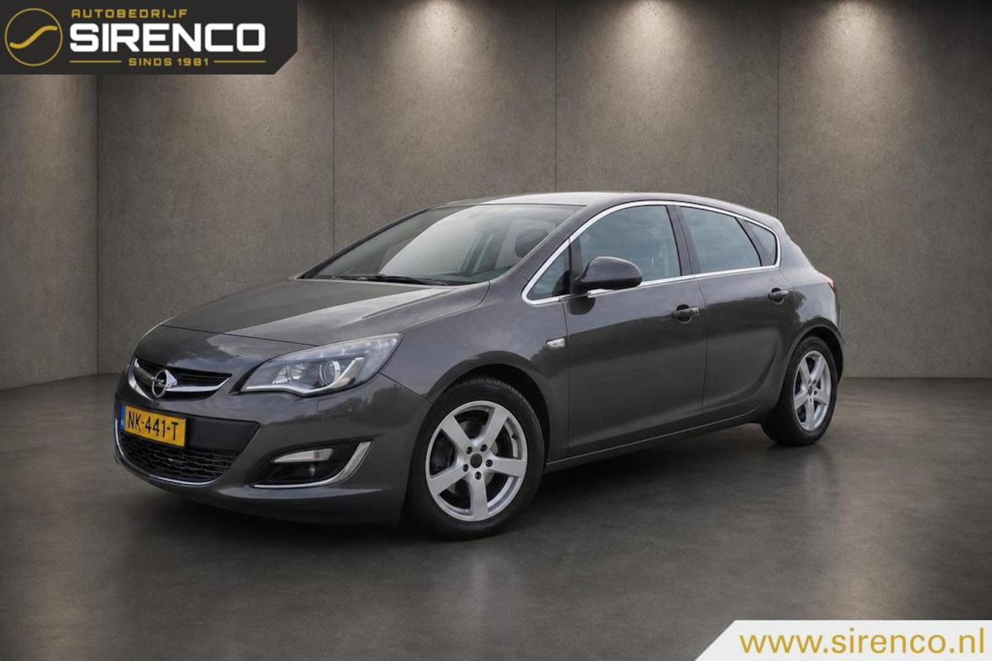 Opel Astra - 1.6 Turbo Cosmo | stoelverwarming | navigatie | climate & cruise control | trekhaak | - AutoWereld.nl