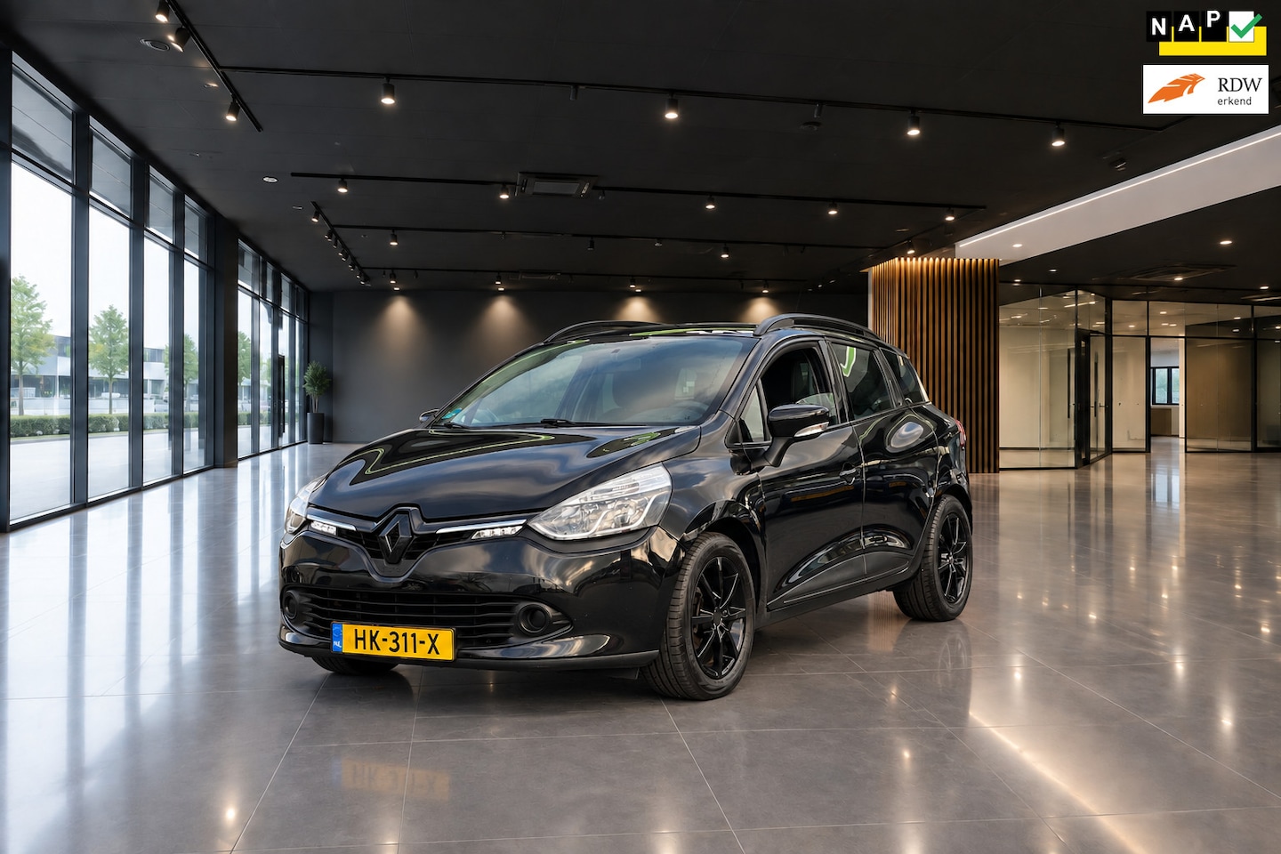 Renault Clio Estate - 1.5 dCi ECO EXPRESSION NAVI AIRCO LMV - AutoWereld.nl