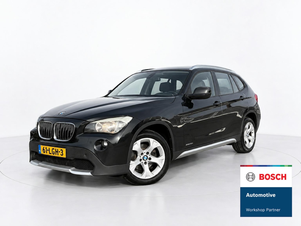 BMW X1 - sDrive18d Executive - AutoWereld.nl