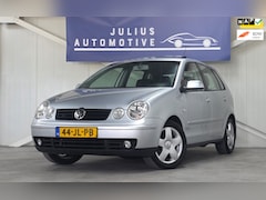 Volkswagen Polo - 1.4-16V Highline Schuifdak Clima Trekhaak Nieuwe APK Garantie