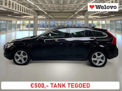 Volvo V60 - 1.6 T3 Momentum Garantie, Trekhaak, Navigatie, PDC