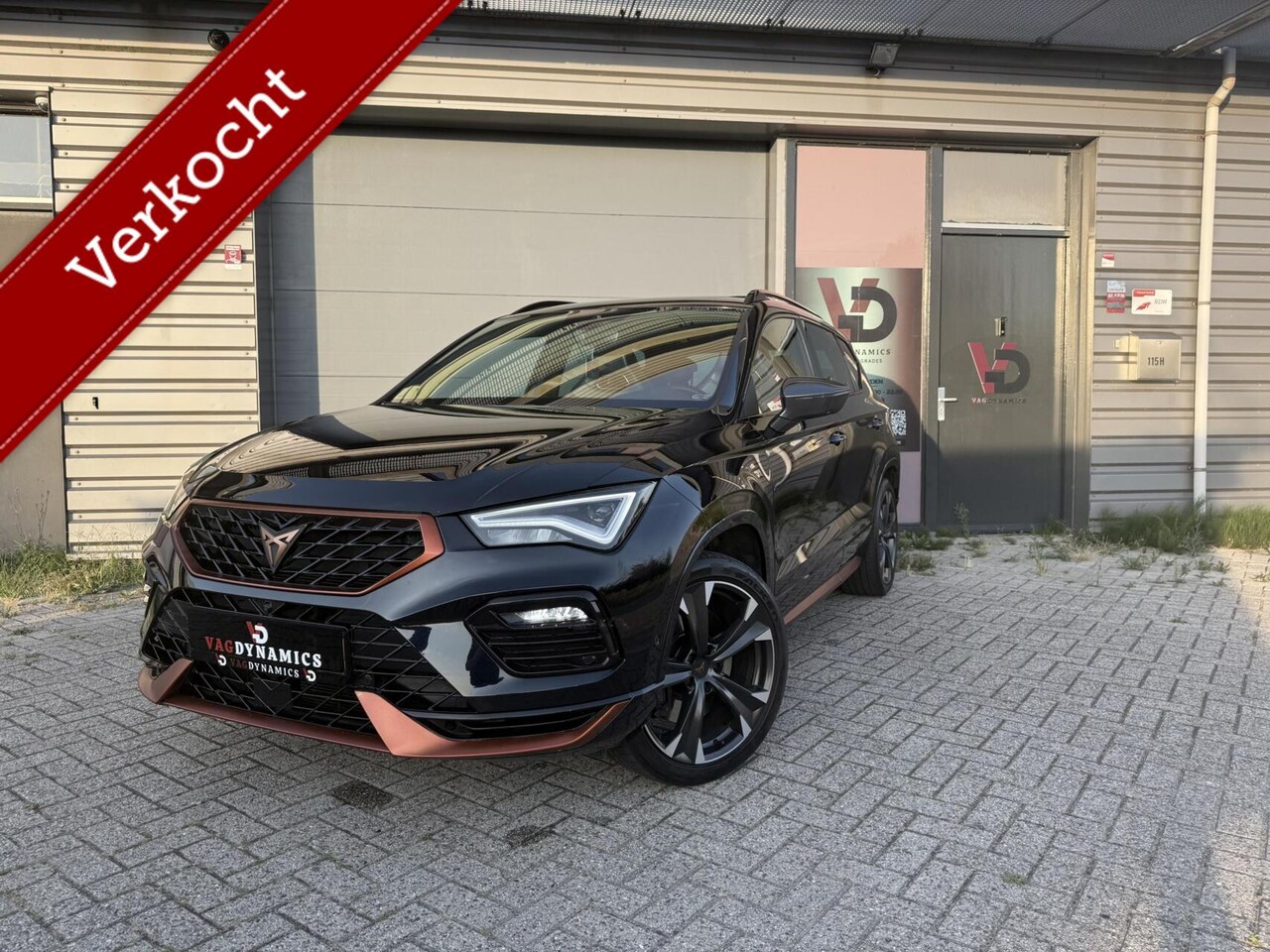 CUPRA Ateca - 2.0 TSI 4DRIVE DEALER VOL BEATS 360 SIDE PANO VD - AutoWereld.nl