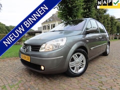 Renault Scénic - 2.0-16V Expression Luxe Automaat Ecc Cruisecontrol Navigatie Leer/Stof Lm Velgen Trekhaak