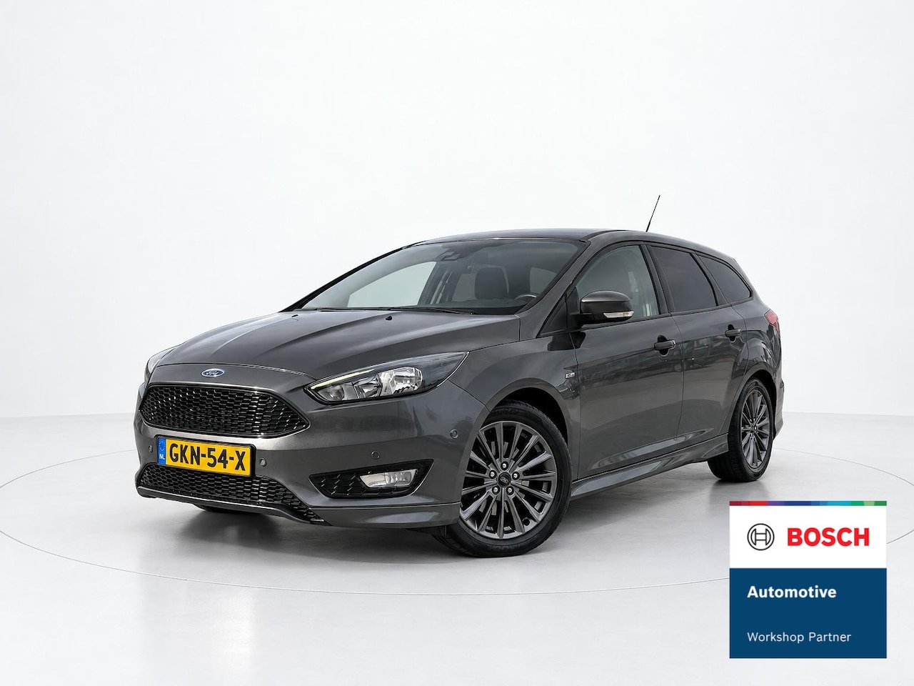 Ford Focus Wagon - 1.5 Titanium NAVI - STOELVERWARMING - AutoWereld.nl