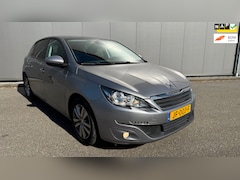 Peugeot 308 - 1.2 PureTech Blue Lease Executive pano navi clima