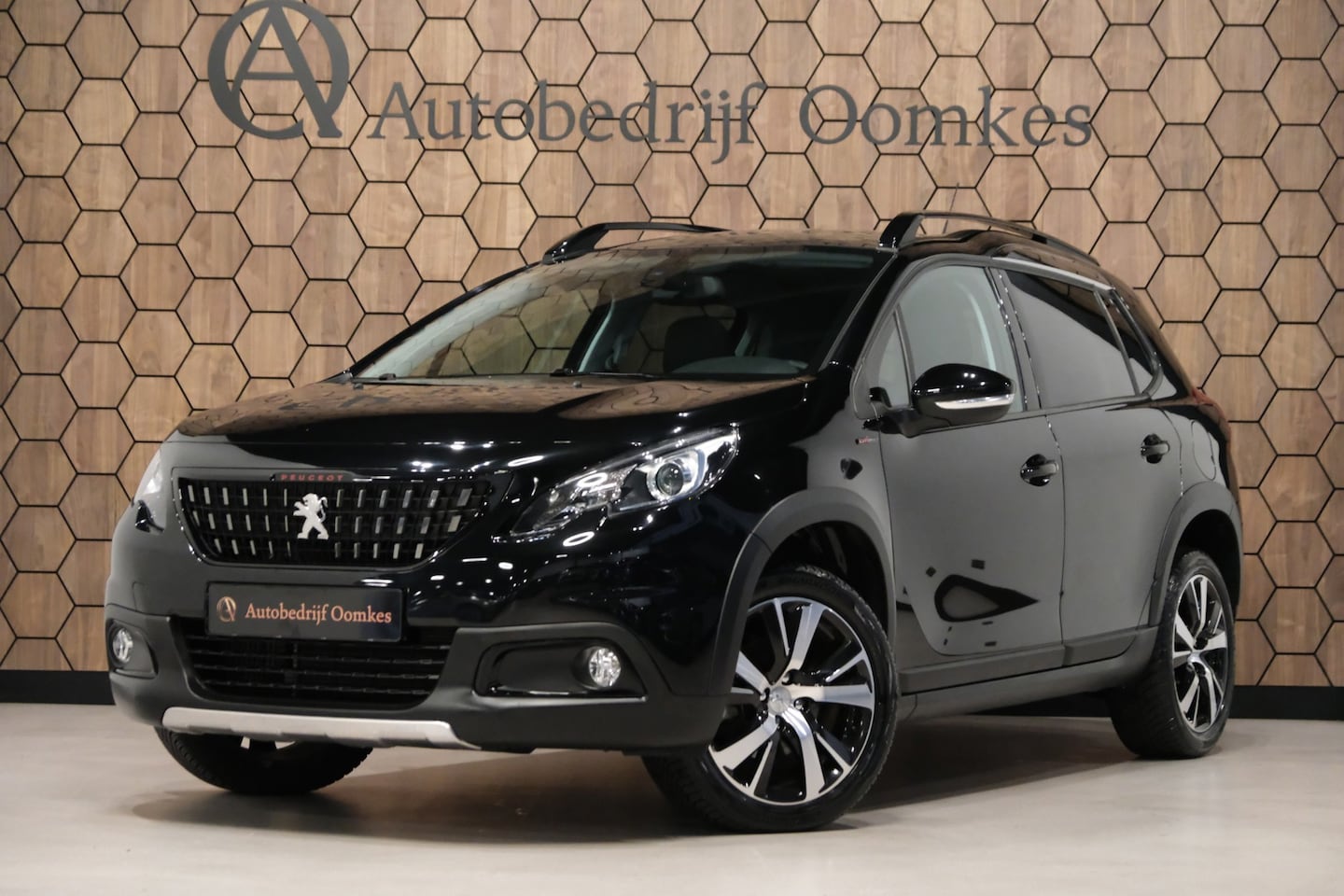 Peugeot 2008 - 1.2 PureTech GT-Line *PANORAMADAK* UNIEK 28.190km!! Navi/Camera Origineel Nederlands - AutoWereld.nl