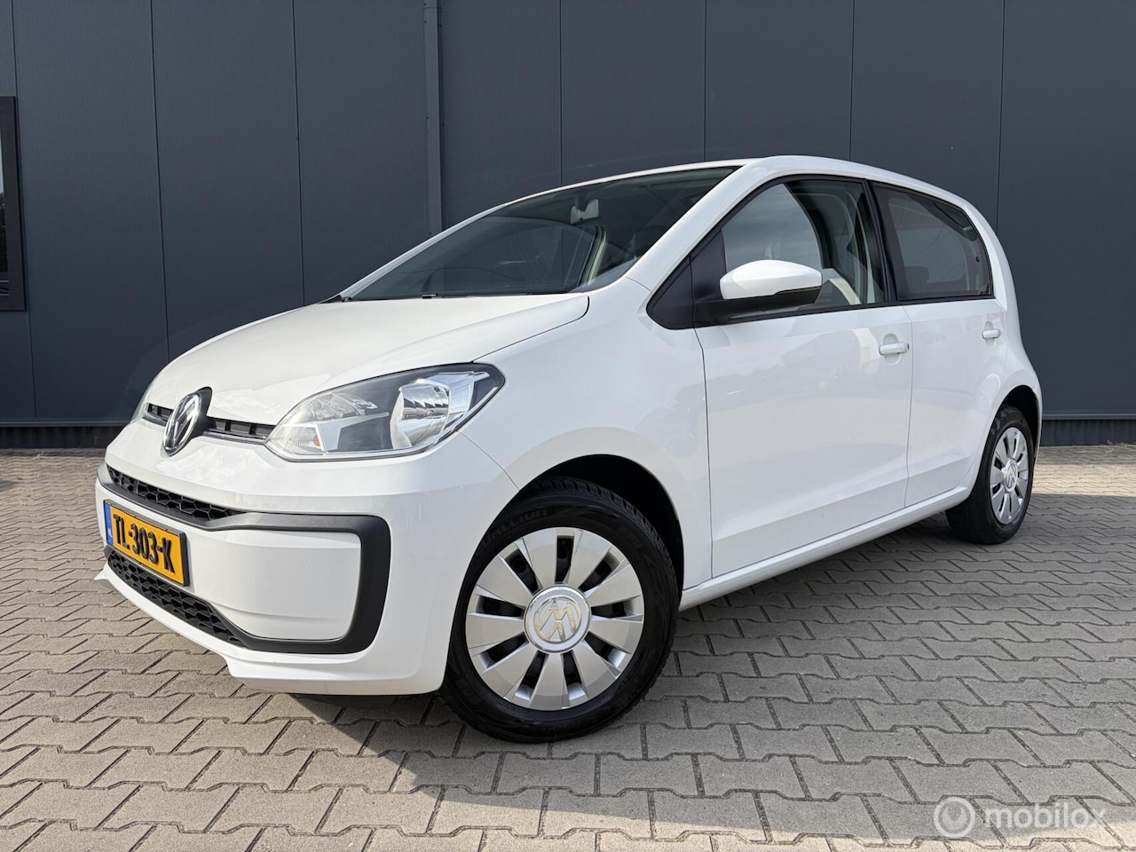 Volkswagen Up! - 1.0 BMT move up! Airco Bluetooth Nieuwe Apk - AutoWereld.nl