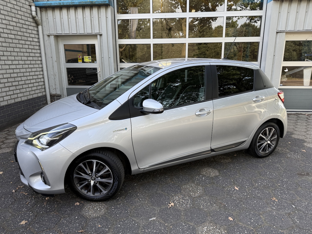 Toyota Yaris - 1.5 Hybrid Dynamic 1.5 Hybrid Dynamic - AutoWereld.nl