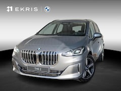 BMW 2-serie Active Tourer - 220i Luxury Line | Equipment Package | Comfort Pack | Travel Pack