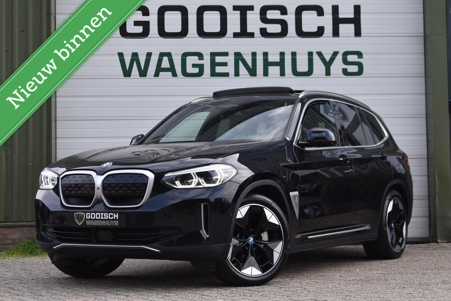BMW iX3 - Executive 80 kWh | Pano | Leder | Trekhaak| - AutoWereld.nl