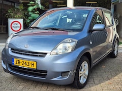 Daihatsu Sirion 2 - 1.3-16V Prestige Automaat
