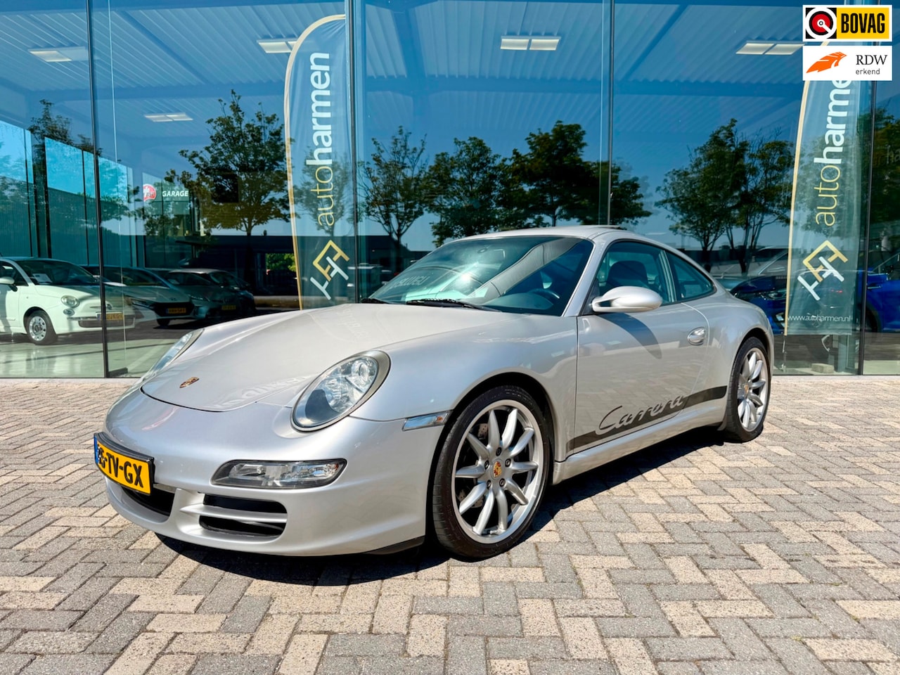 Porsche 911 - 3.6 Carrera Coupe, Sunroof, voorzien van groot onderhoud - AutoWereld.nl