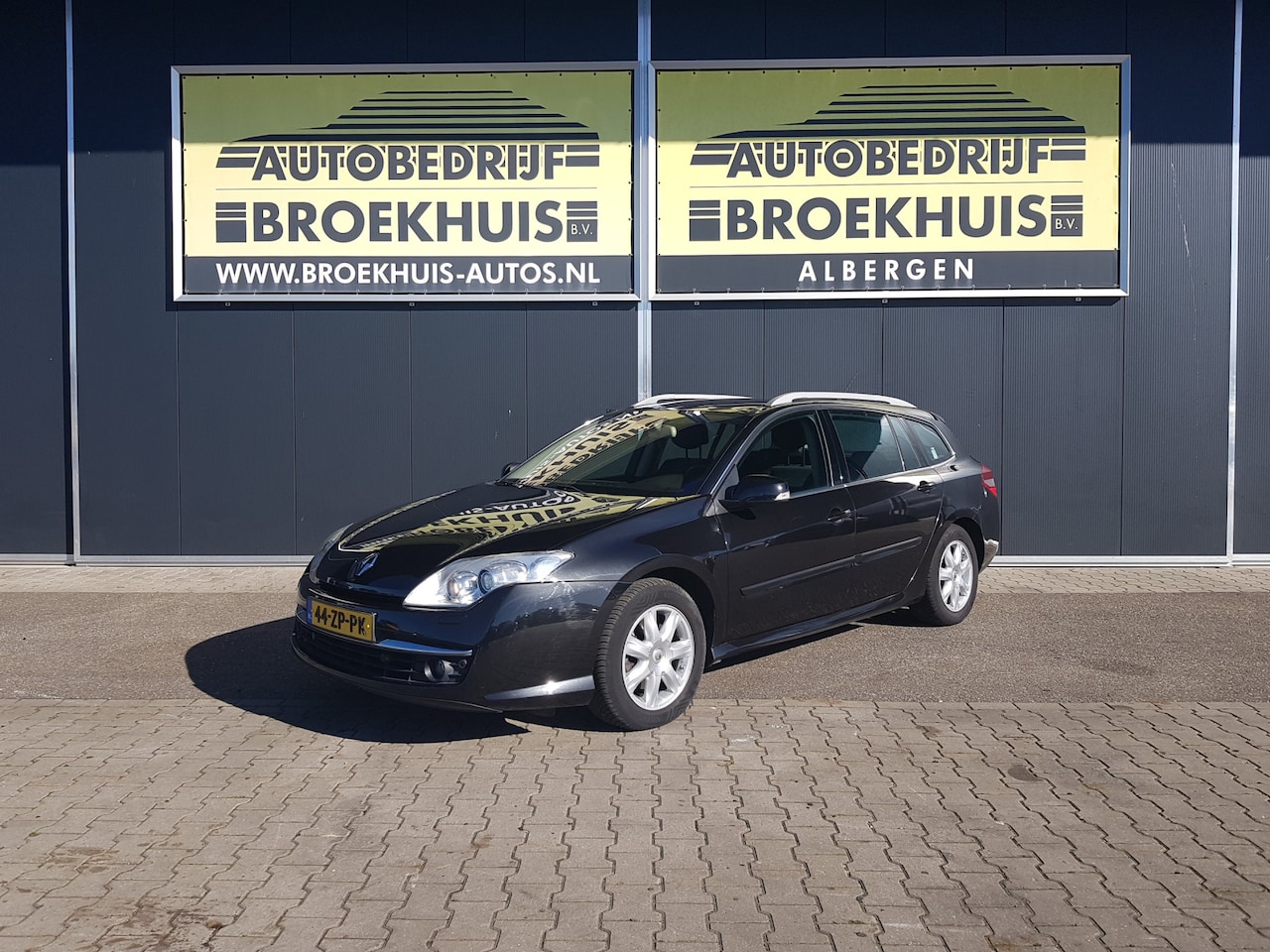 Renault Laguna Estate - 2.0 16V T Dynamque 2.0 16V T Dynamque - AutoWereld.nl