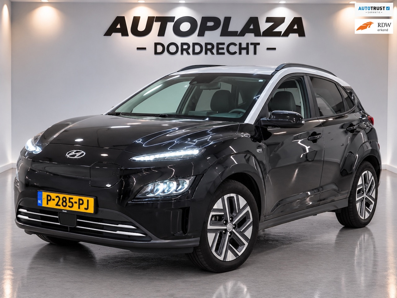 Hyundai Kona Electric - EV Comfort 64 kWh FACELIFT|FACE 3|SOH 99% - AutoWereld.nl