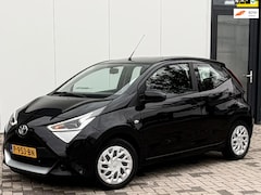 Toyota Aygo - 1.0 VVT-i x-play AUTOMAAT