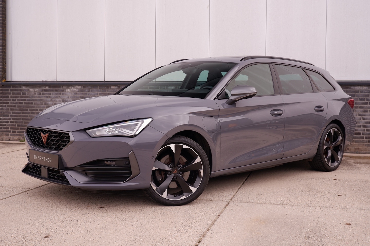 CUPRA Leon Sportstourer - 1.4 e-Hybrid VZ Performance 245PK | Panoramadak | | Sfeerverlichting | Camera | Carplay | - AutoWereld.nl