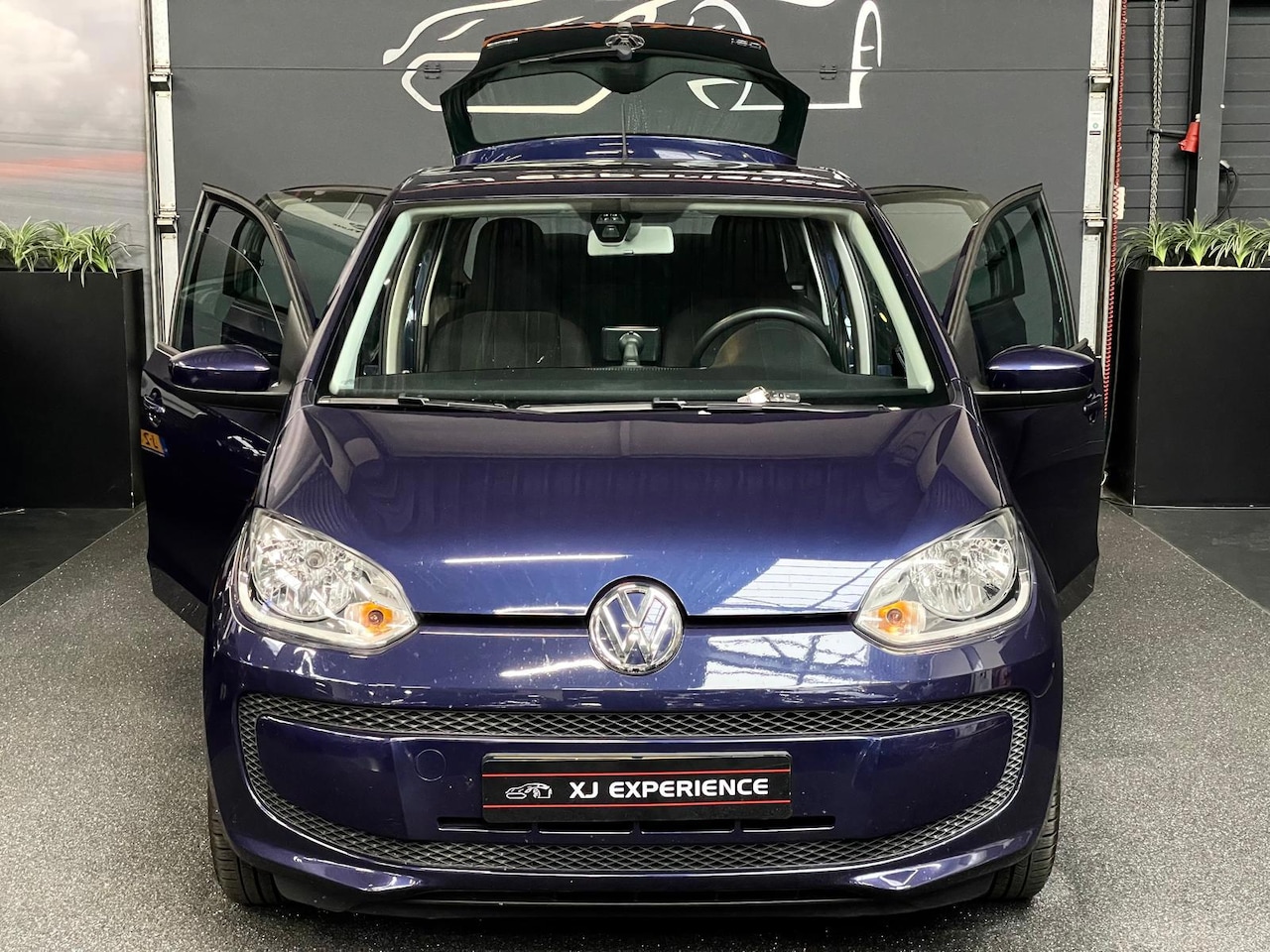 Volkswagen Up! - 1.0 move up! BlueMotion AIRCO NAVI - AutoWereld.nl