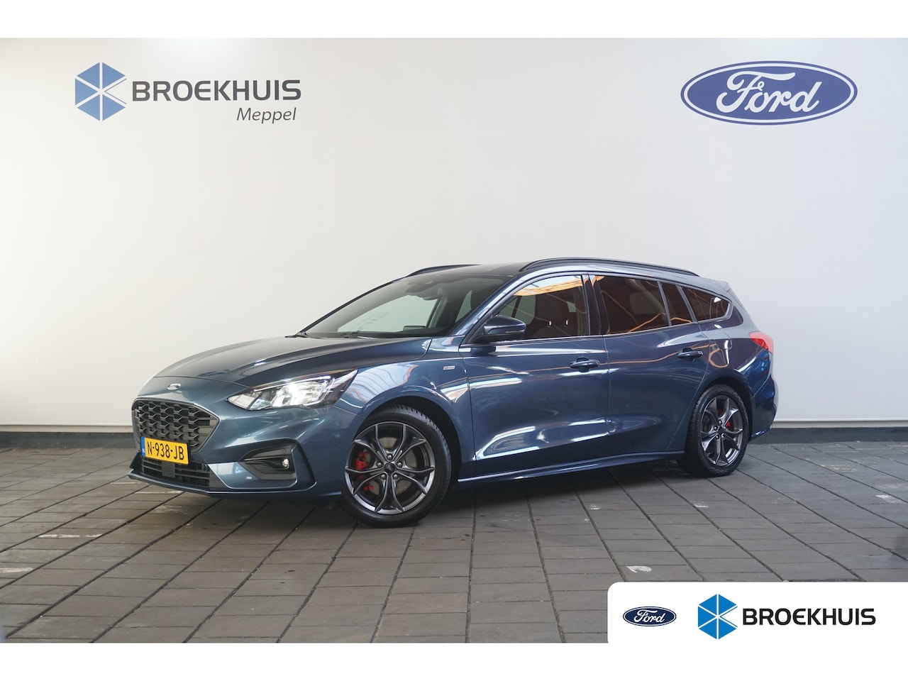 Ford Focus Wagon - 1.5 EcoBoost ST Line X Business Automaat | Trekhaak Wegklapbaar | Winter Pakket | Camera | - AutoWereld.nl