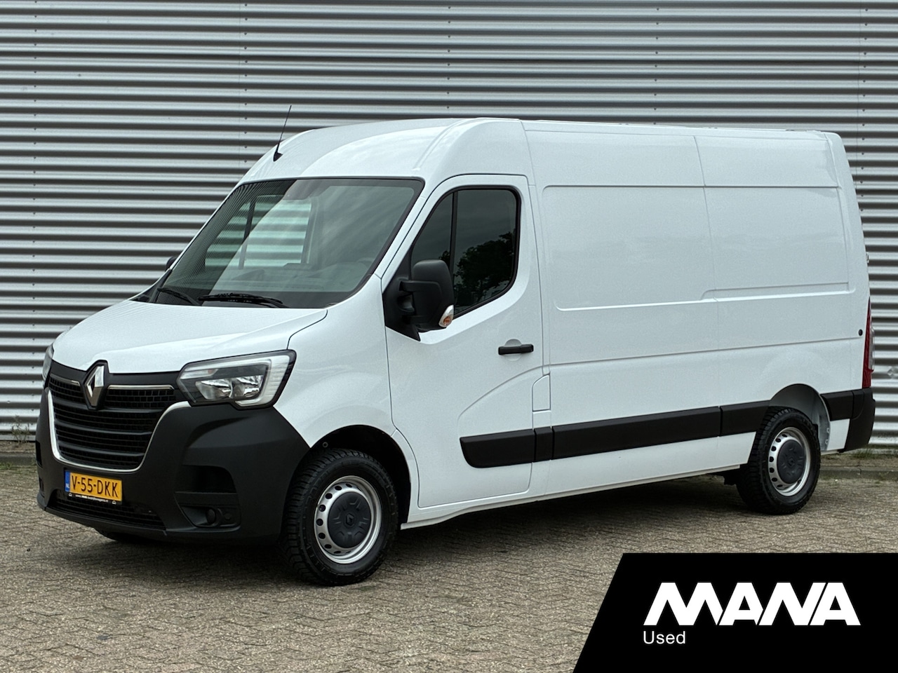 Renault Master - T33 2.3 dCi 135 L2H2 Airco Sensoren Radio Bluetooth - AutoWereld.nl