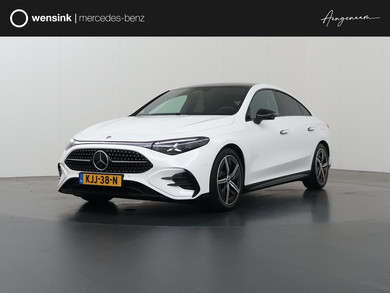 Mercedes-Benz CLA-Klasse - 180 Business Solution AMG | Night | Distronic | Panoramadak | Keyless | Sfeerverlichting | - AutoWereld.nl