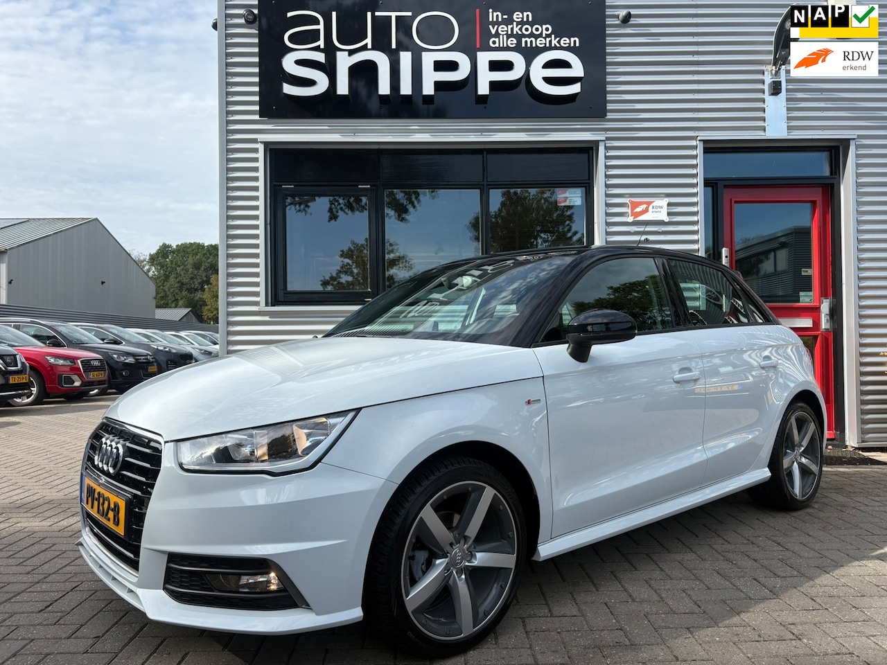 Audi A1 Sportback - 1.0 TFSI Adrenalin -5DRS.-S-LINE-AUTO AIRCO-2 TONE LAK-LICHTMETALEN VELGEN-CRUISECONTROL-N - AutoWereld.nl