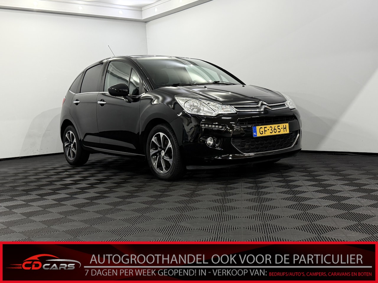 Citroën C3 - 1.2 PureTech Collection Clima, Cruise control, Lichtmetalen velgen, Radio, Mistlamp - AutoWereld.nl
