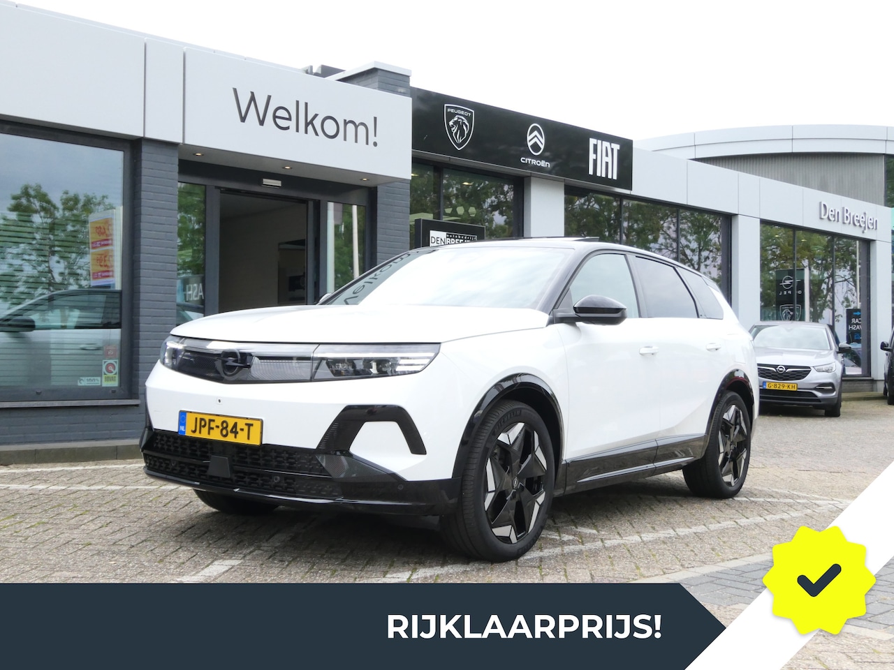 Opel Grandland Electric - Ultimate AWD 73 kWh | Premium leder | Warmtepomp | Panoramadak - AutoWereld.nl