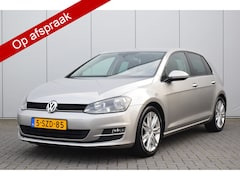 Volkswagen Golf - 1.2 TSI Highline Ecc Cruise Priv/Glass Licht/pakket Trekhaak
