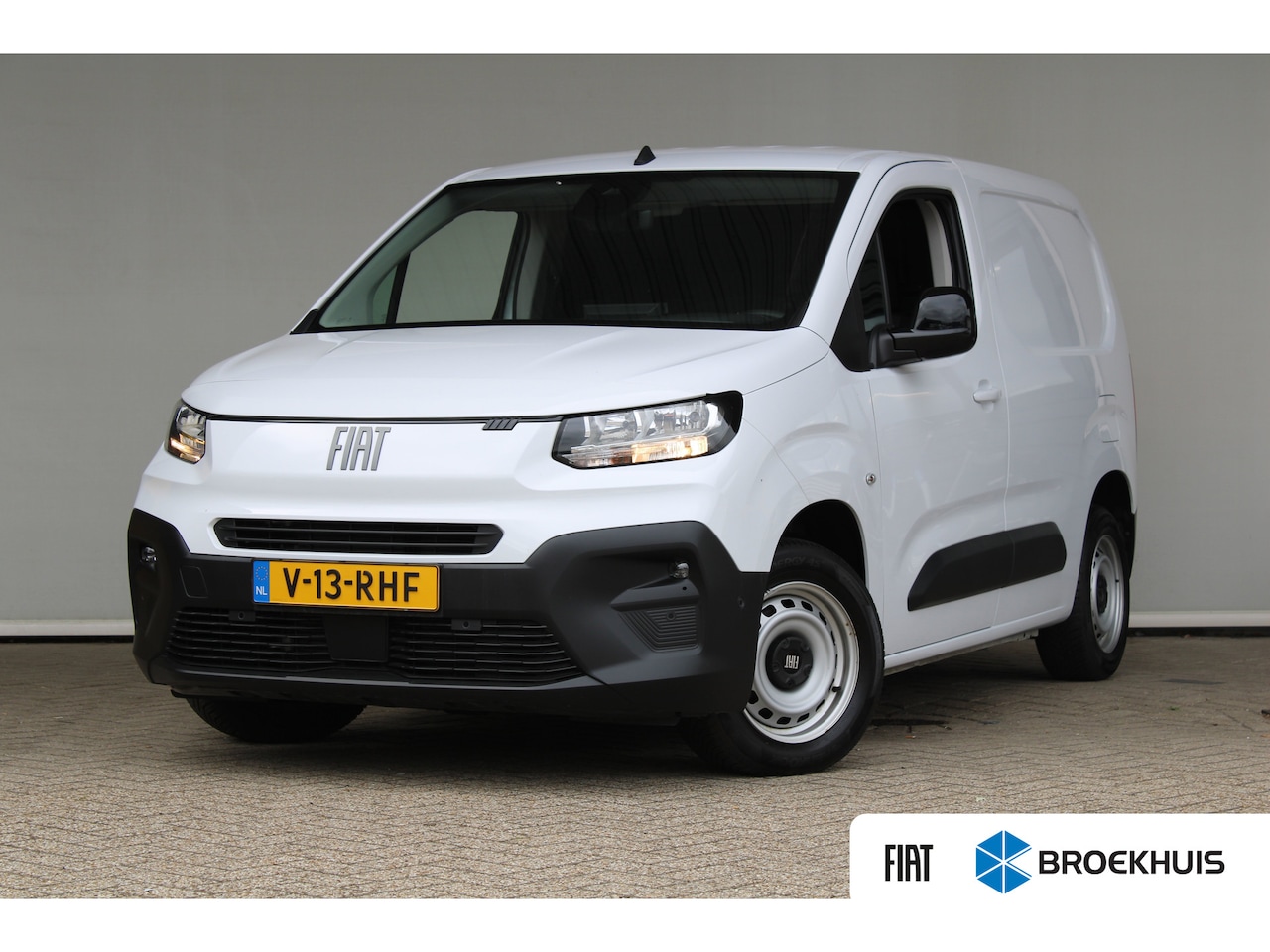 Fiat Doblò - 1.5D 100pk L1 650kg | Navigatie | Draadloos telefoon opladen | Achteruitrijcamera | Dode-h - AutoWereld.nl