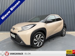 Toyota Aygo X - 1.0 VVT-i S-CVT Envy / Bi tone | Brass Gold en zwart | 10 jr GARANTIE | Rijklaar
