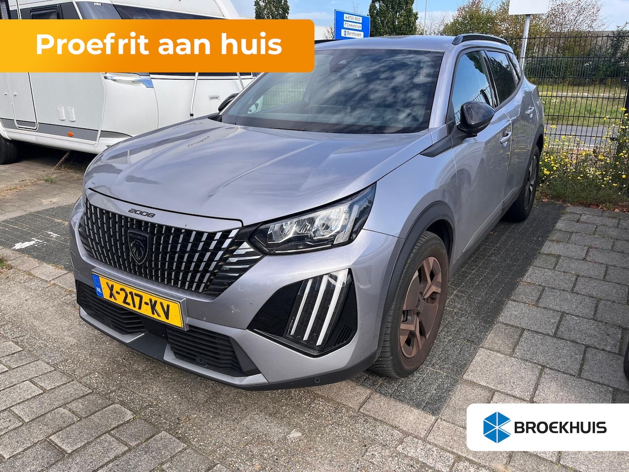 Peugeot 2008 - 1.2 PureTech 130 Allure Leder/Stof | Digitaal Dashboard | Parkeersensoren Voor + Achter | - AutoWereld.nl