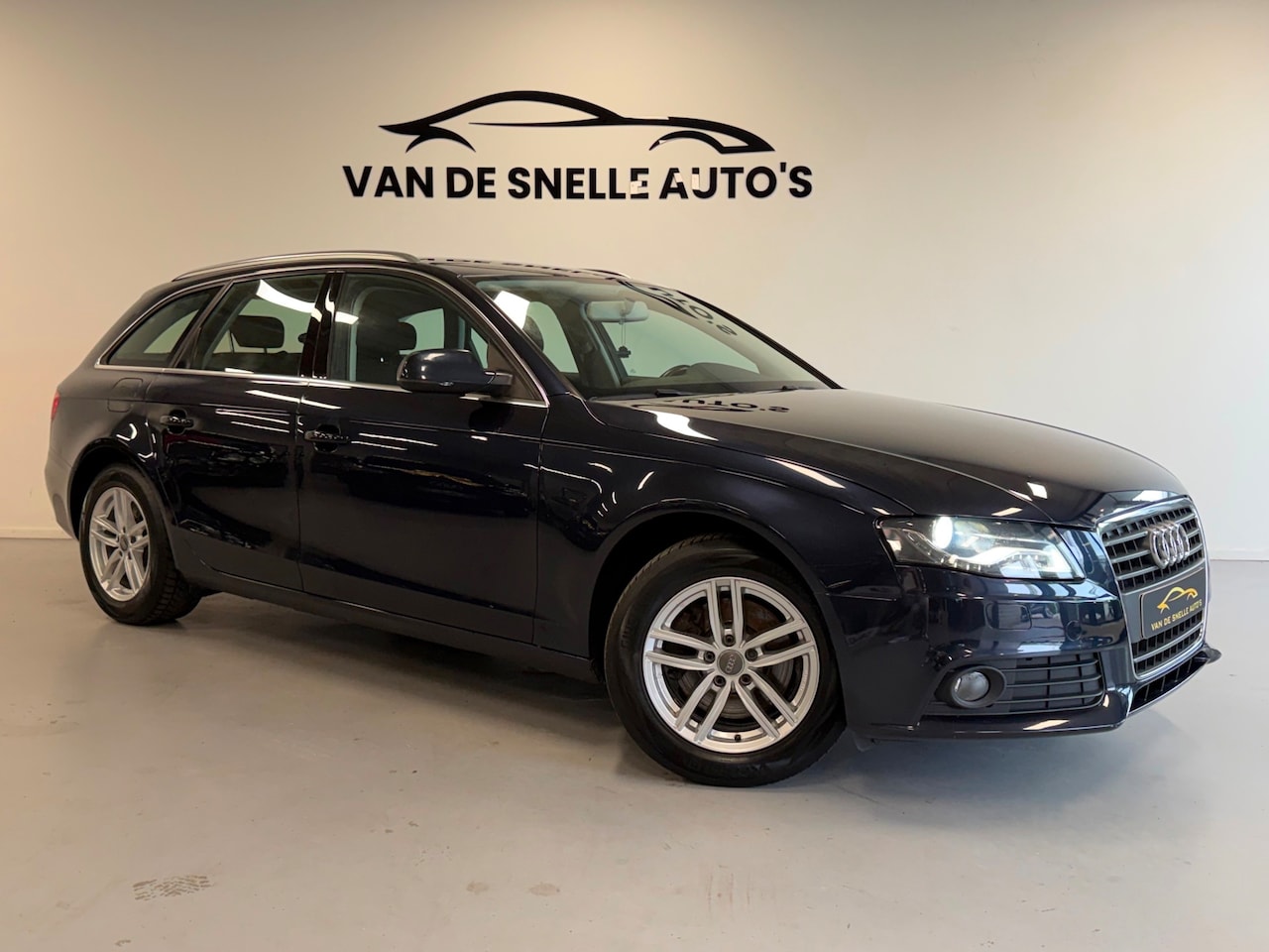Audi A4 Avant - 1.8 TFSI Pro Line Business NIEUWEKETTING/PANO/TREKHAAK/LEER - AutoWereld.nl
