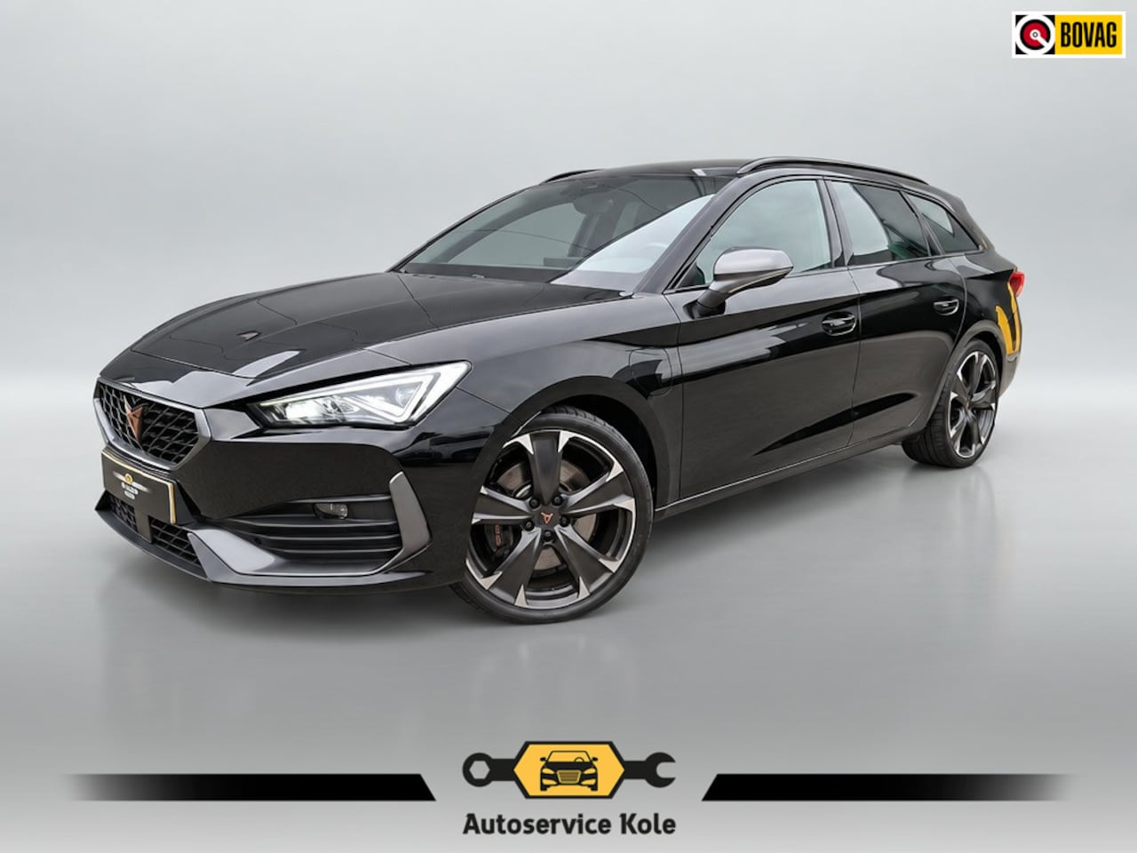 CUPRA Leon Sportstourer - 1.4 e-Hybrid 245pk VZ * Navigatiesysteem * AUTOMAAT * Stoelverwarming * Virtual Cockpit * - AutoWereld.nl