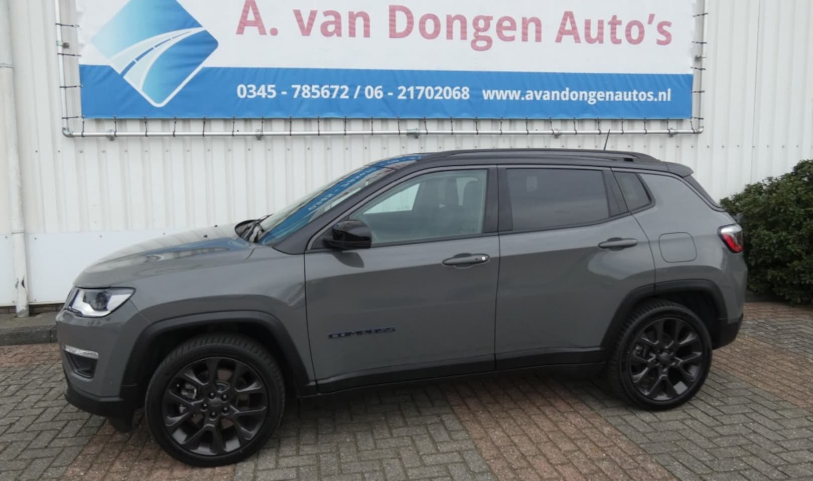 Jeep Compass - 4XE 240 HYBRID S,Alpine,Leer,Camera,Trhaak,1e Eignr,Keyless - AutoWereld.nl