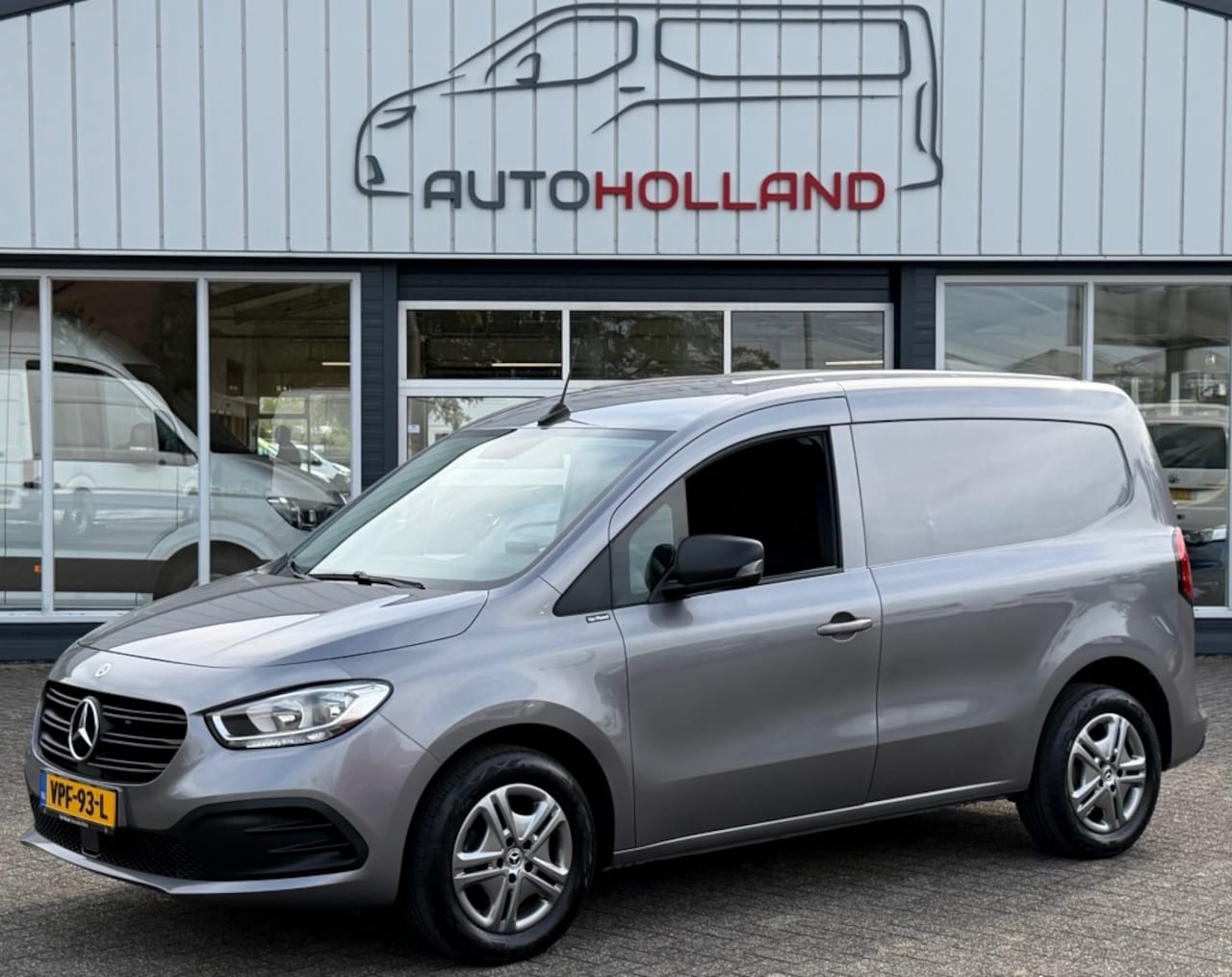 Mercedes-Benz Citan - 112 CDI 85KW 116PK EURO 6 CARPLAY/ CAMERA/ AIRCO/ CRUISE CONTROL/ TREKHAAK/ 100% DEALEROND - AutoWereld.nl