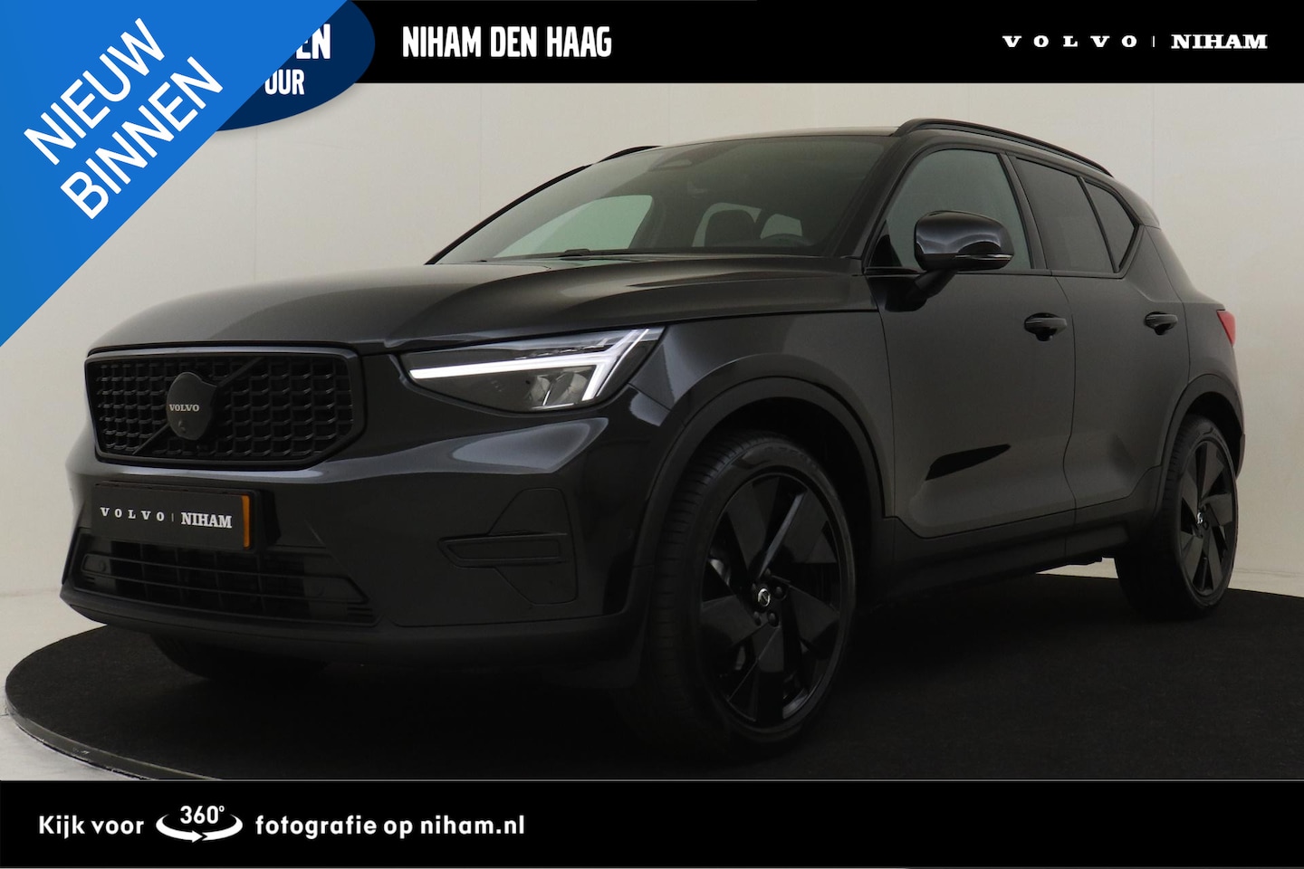 Volvo XC40 - B4 (M-HYBRID) PLUS BLACK EDITION -PANO.DAK|HARMAN/KARDON|360°CAM|POWER-SEATS|VERW.VOORRUIT - AutoWereld.nl