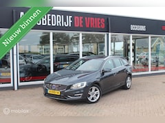 Volvo V60 - 2.4 D5 Summum Leder/Opendak/Adaptive-Cruise/Memory