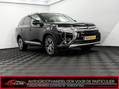 Mitsubishi Outlander - 2.0 Executive Edition 7P Camera, Clima, Cruise control, Keyless start, A start stop, Licht