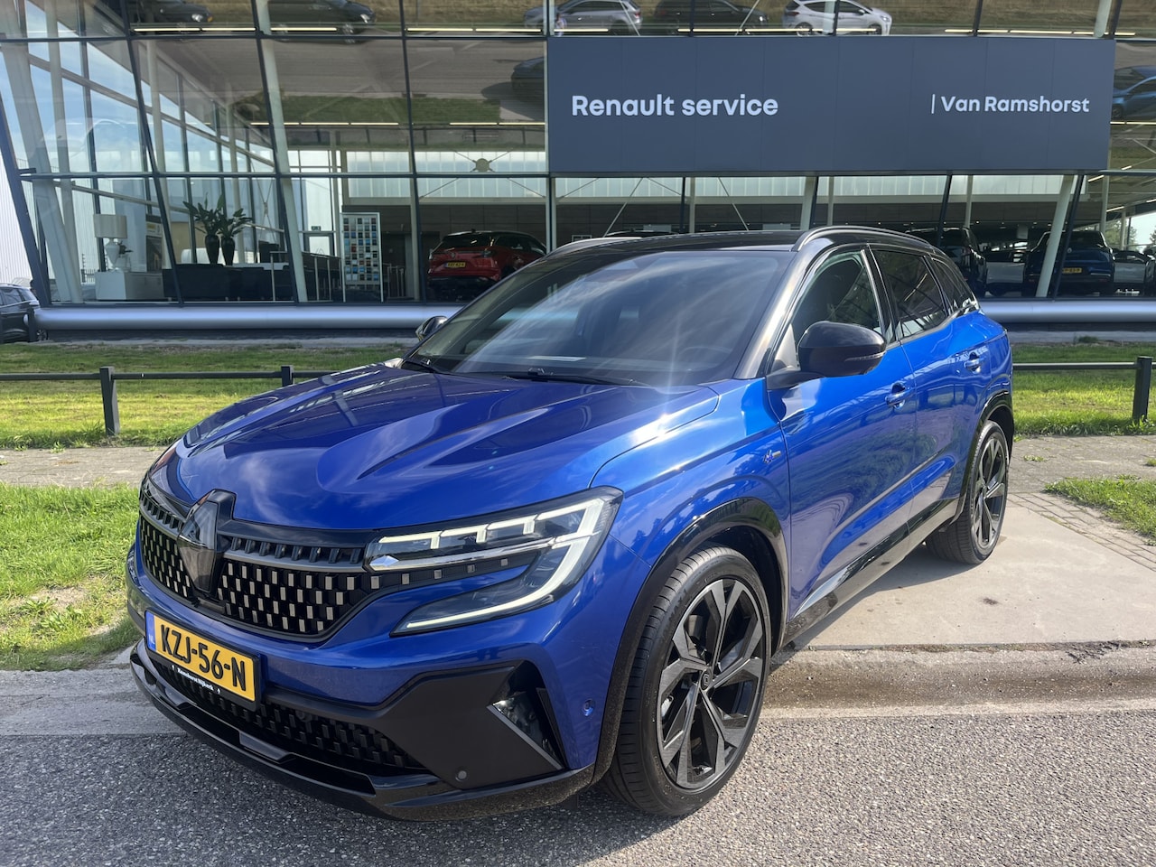 Renault Austral - 1.2 E-Tech full hybrid 200PK iconic esprit Alpine / 360 Camera / Stoelverw.Stuurverw. / El - AutoWereld.nl
