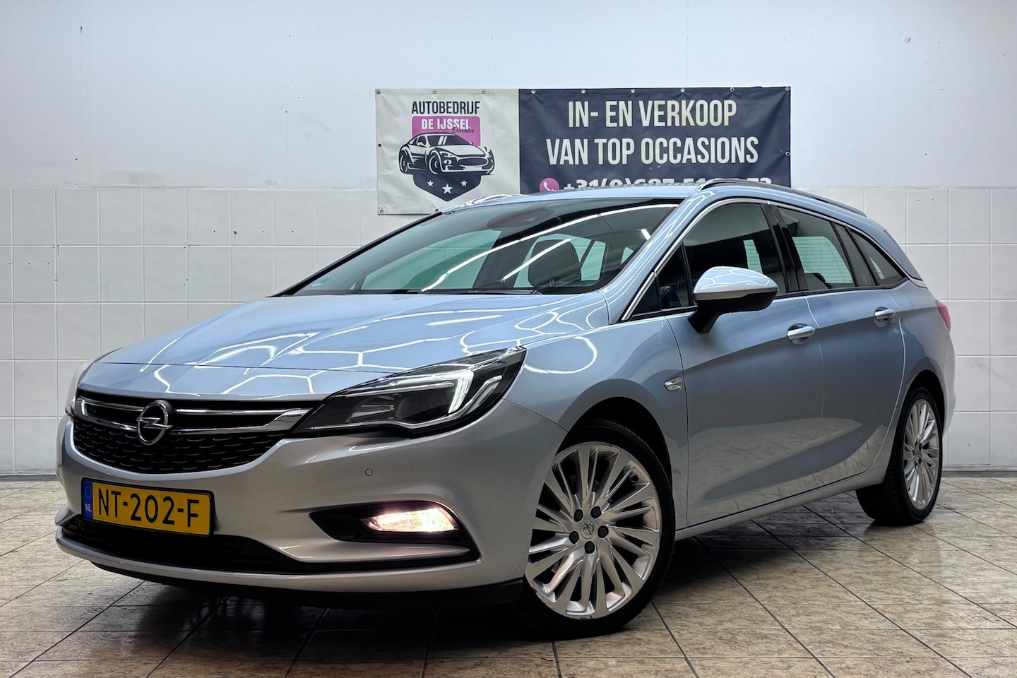 Opel Astra Sports Tourer - 1.6 BiTurbo Innovation 1.6 BiTurbo Innovation - AutoWereld.nl