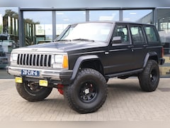 Jeep Cherokee - 5.7 V8 LS1 Swap (324PK) en volledig gerestaureerd