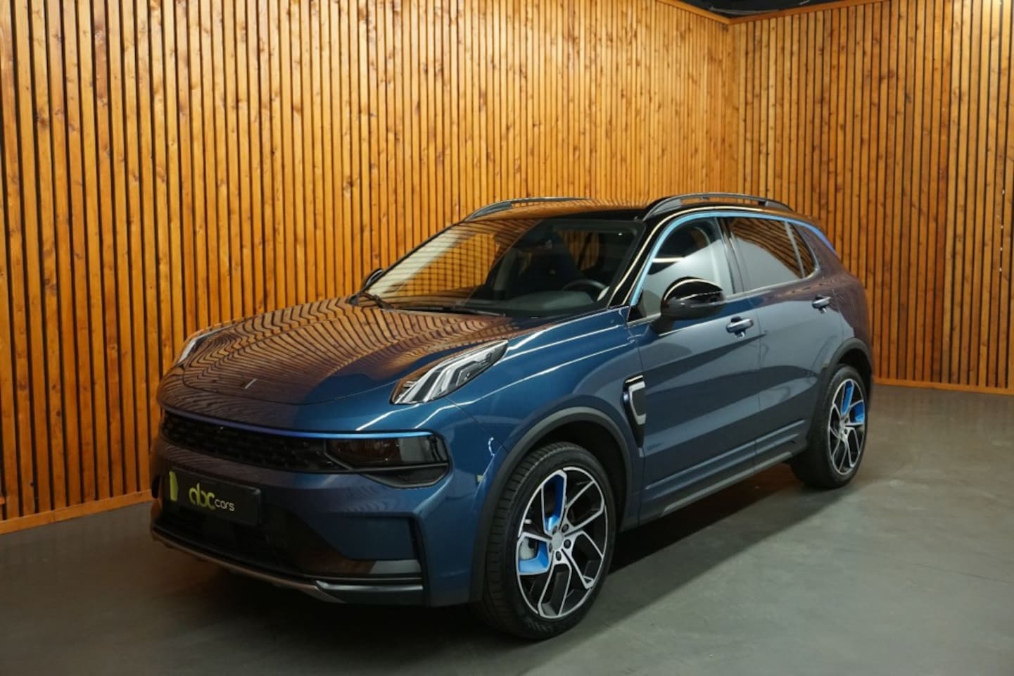 Lynk & Co 01 - 1.5 Plug-in Automaat Panoramadak Apple Carplay - AutoWereld.nl