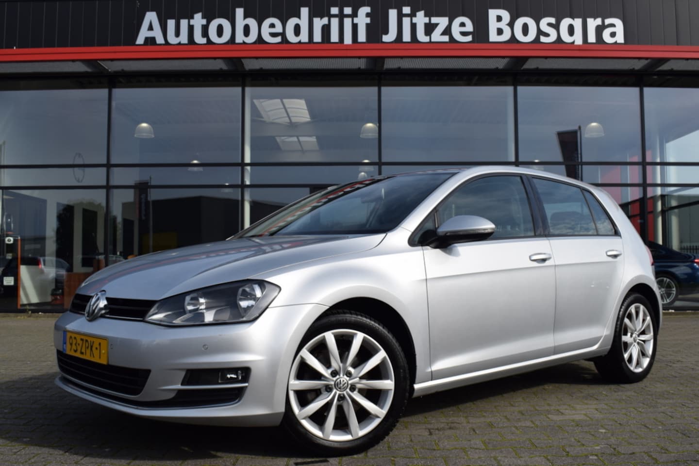 Volkswagen Golf - 1.4 TSI Automaat Highline ECC | Alcantara | Full Map Navi | Telefonie | Volledig Onderhoud - AutoWereld.nl