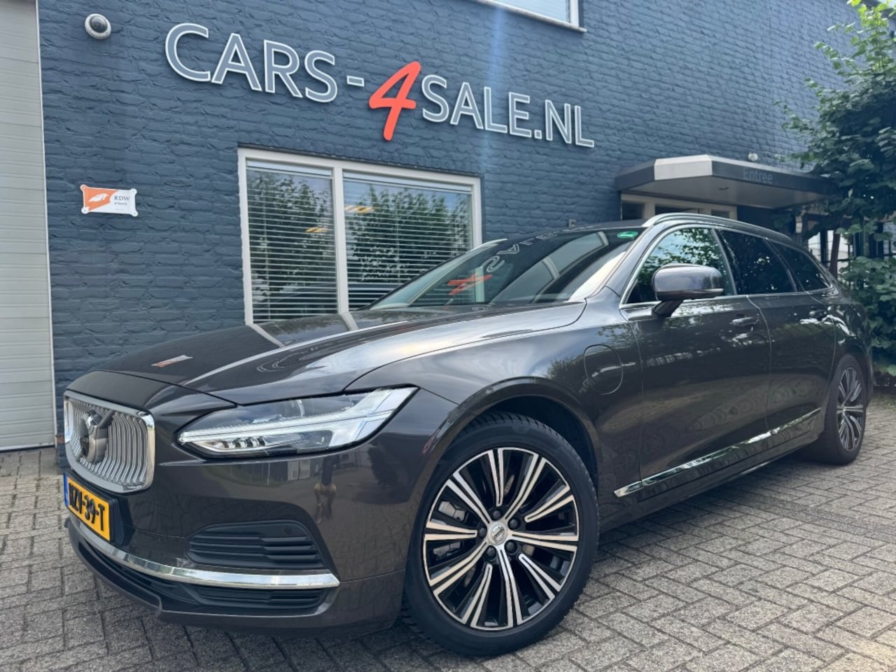 Volvo V90 - 2.0 T-6 Recharge 340pk AWD Inscription + Leder + 360 Camera + Nav + 18 inch Lmv - Nw type - AutoWereld.nl