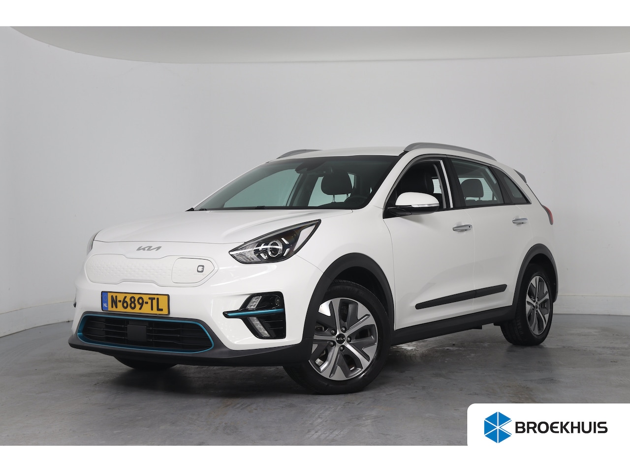 Kia e-Niro - DynamicLine 64 kWh | 1e Eigenaar! | SOH 100% | Warmtepomp | Cruise Adaptive | Camera | Hal - AutoWereld.nl