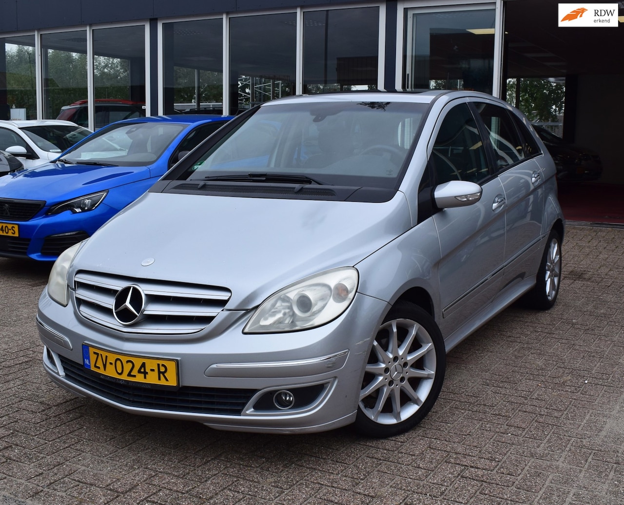 Mercedes-Benz B-klasse - 170 | AIRCO | AUDIO STUURBEDIENING | ELEKTRISCHE RAMEN |STOEL VERWARMING | PANORAMA DAK - AutoWereld.nl